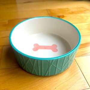 Dog bowl 🐩 🥣